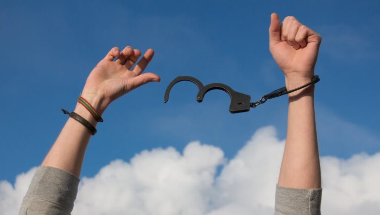 Navigating the Complexities of Criminal Law in Iran