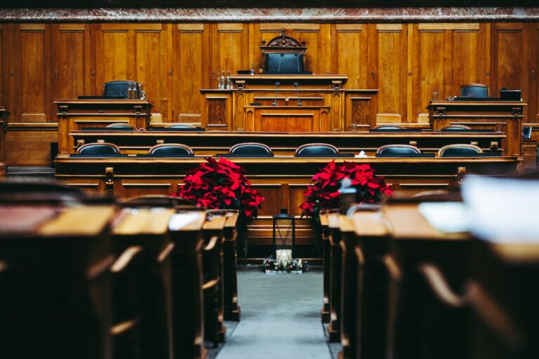 The Iranian Court System: Navigating the Iranian Legal Landscape