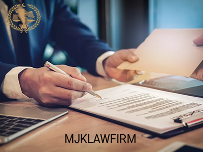 Bilingual Lawyer in Iran 4